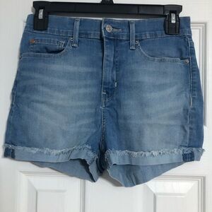 Denizen Levi’s cut off cuffed jean shorts women’s 26” waist high rise shortie‎